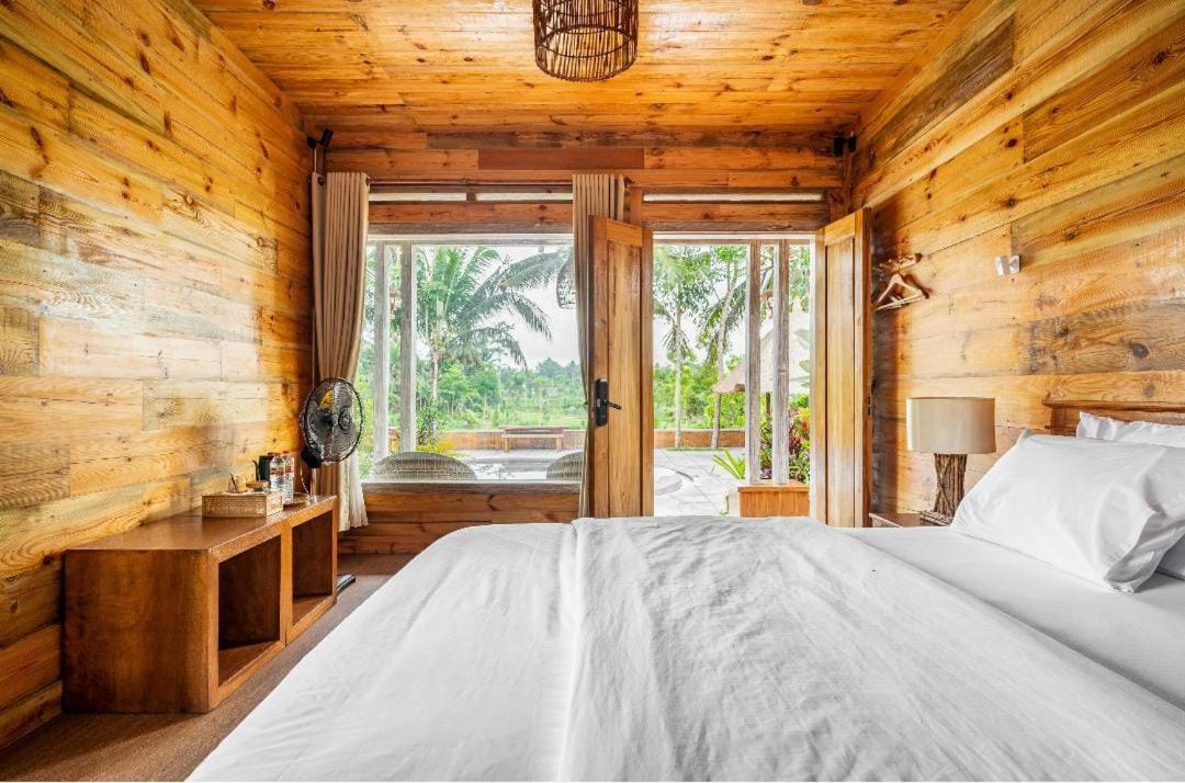 Peraja Bungalows Loyok Sangyang Exterior foto