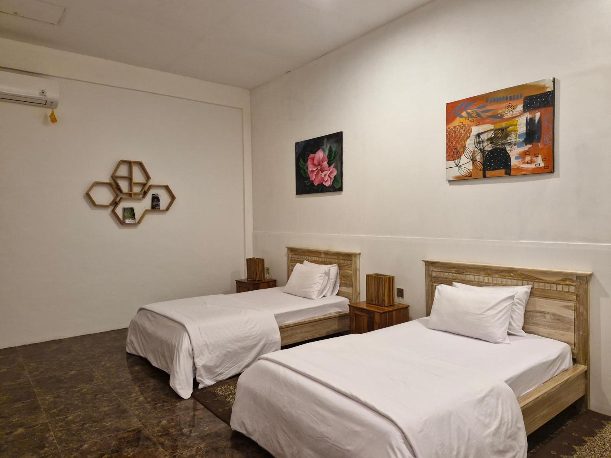 Peraja Bungalows Loyok Sangyang Cameră foto