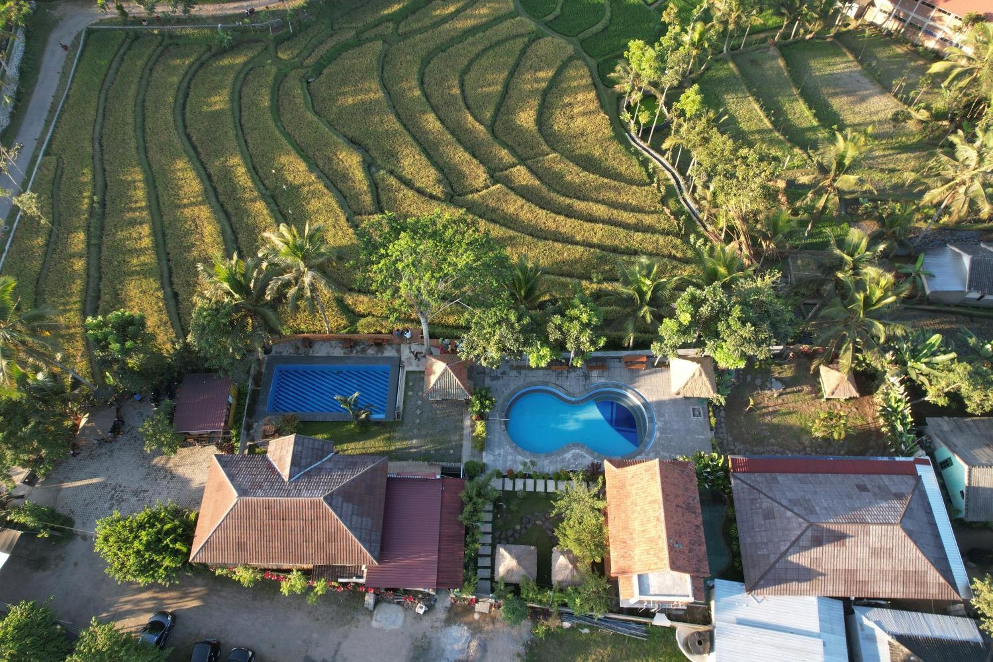 Peraja Bungalows Loyok Sangyang Cameră foto