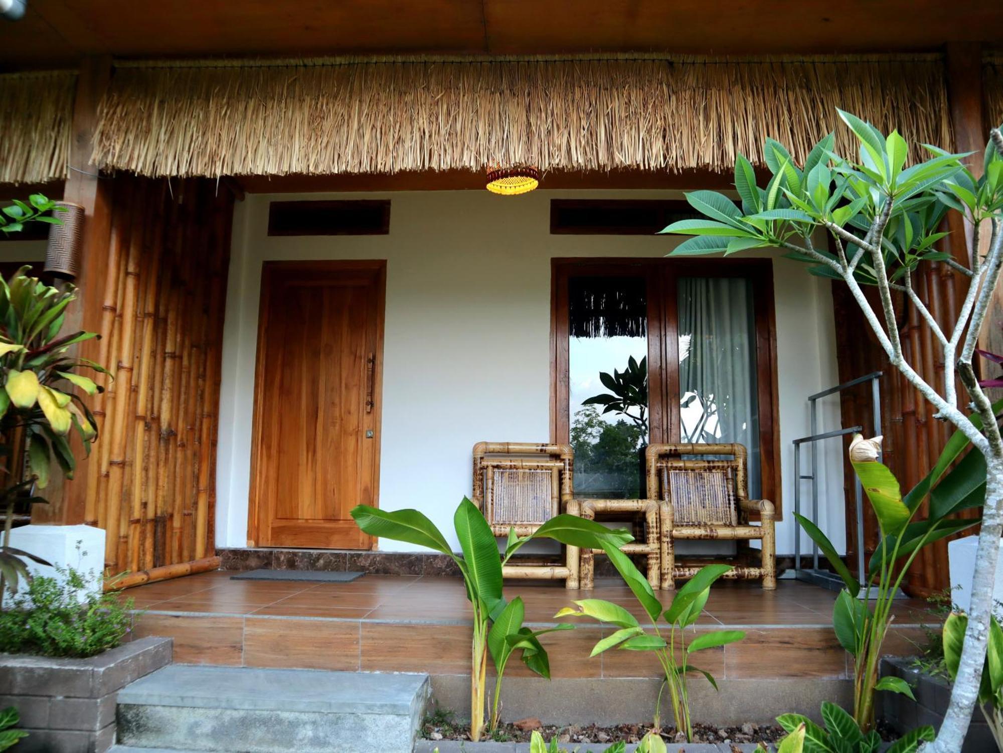 Peraja Bungalows Loyok Sangyang Cameră foto